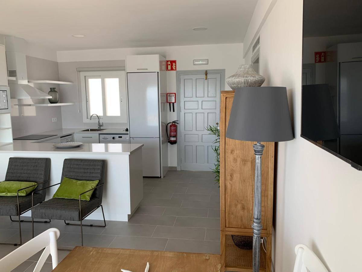 Apartamento En Playa Santo Tomas Эс-Миджорн-Гран Экстерьер фото
